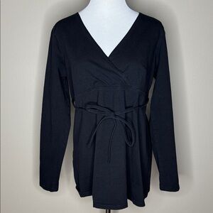 Planet Motherhood womens long sleeve black blouse v-neck size L.